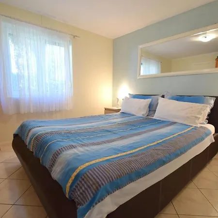 Apartment Jelica Njivice