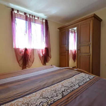 Jelica Apartment Njivice