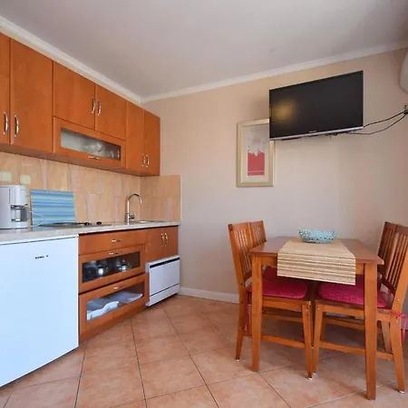 Apartment Jelica Njivice